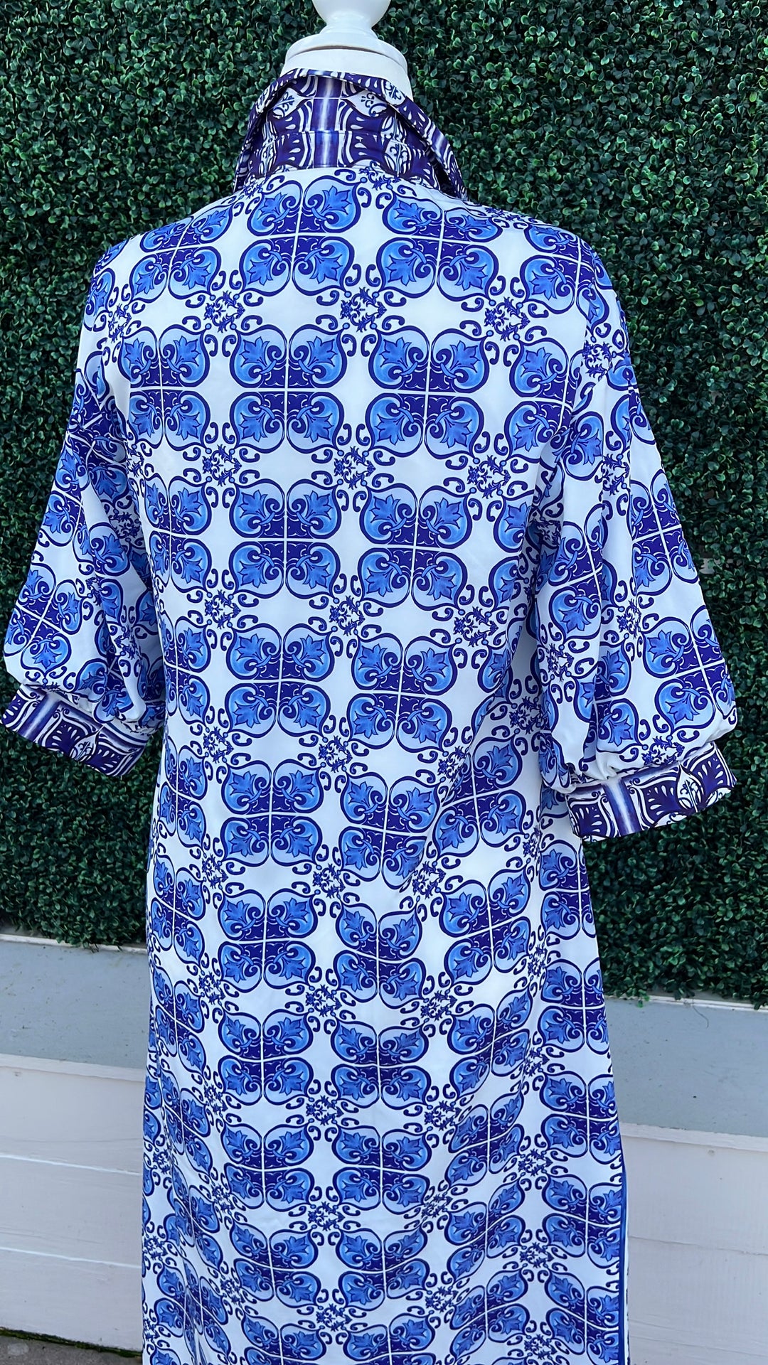 Damask blue and white greek Tile Print Maxi Shirt Dress