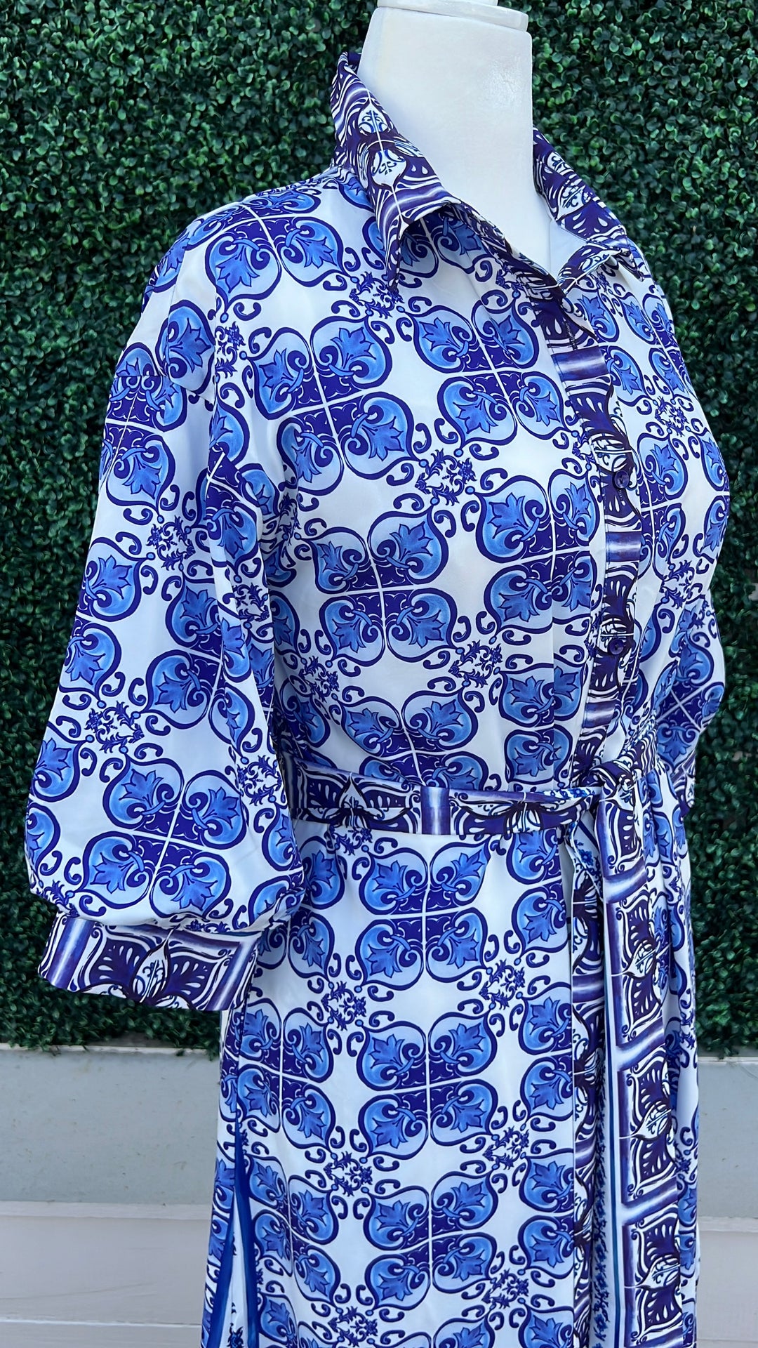 Damask blue and white greek Tile Print Maxi Shirt Dress jade brand