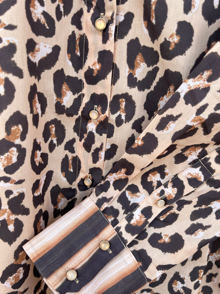 Leopard Button Up close up Blouse Quality Women&
