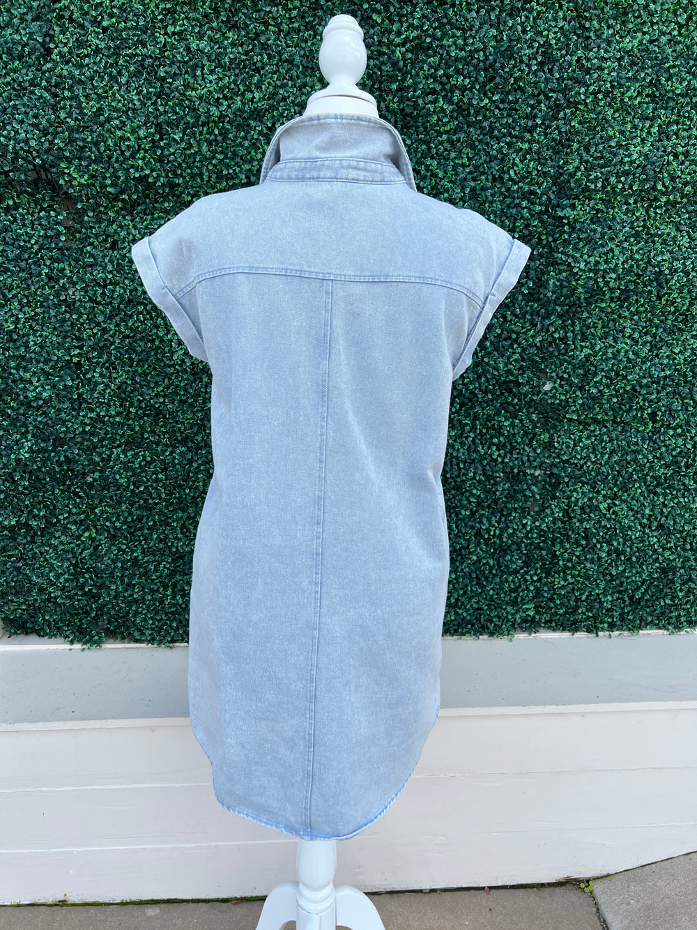 Light wash Denim Cap Sleeve Shirt Dress cotton rounded hem button up back