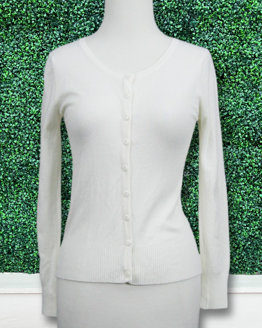 Slim fit full-length button up sweater white