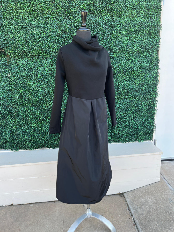 Sweatshirt &amp; Nylon Mixed Medium sweater Dress