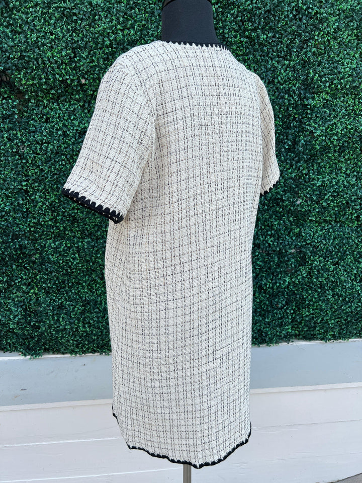 crochet trim Plaid Tweed Button Up Dress gold buttons and pockets holiday outfit ideas