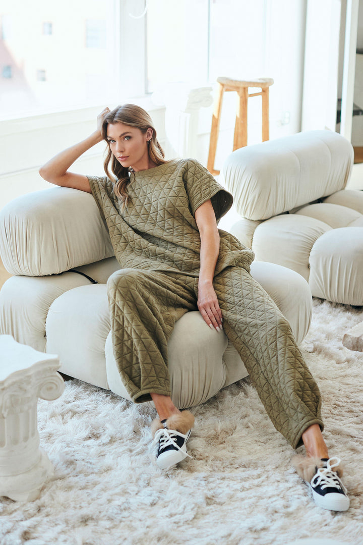 athleisure set online trendy boutique near me women over 50