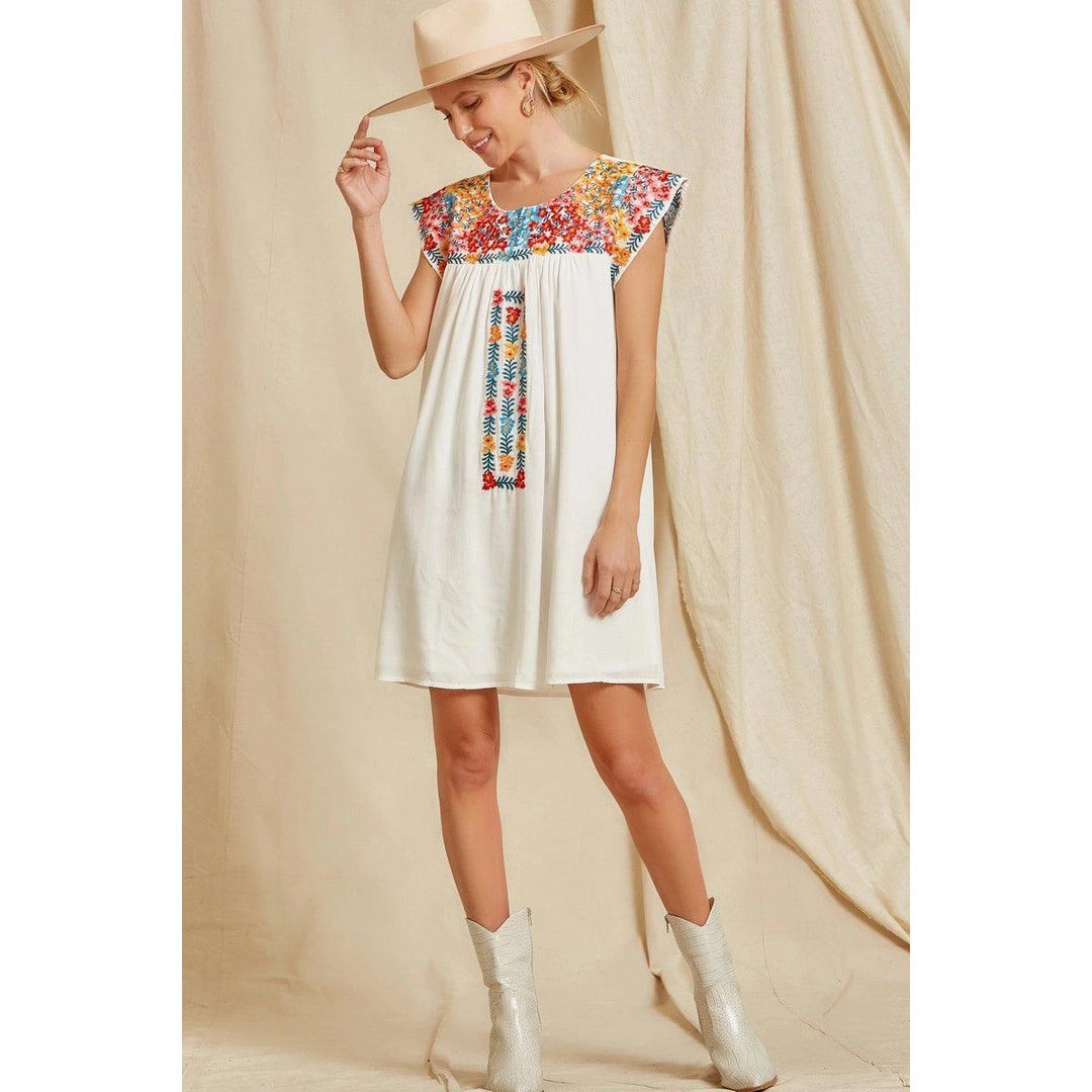 Embroidered Ivory Dress - Très Chic