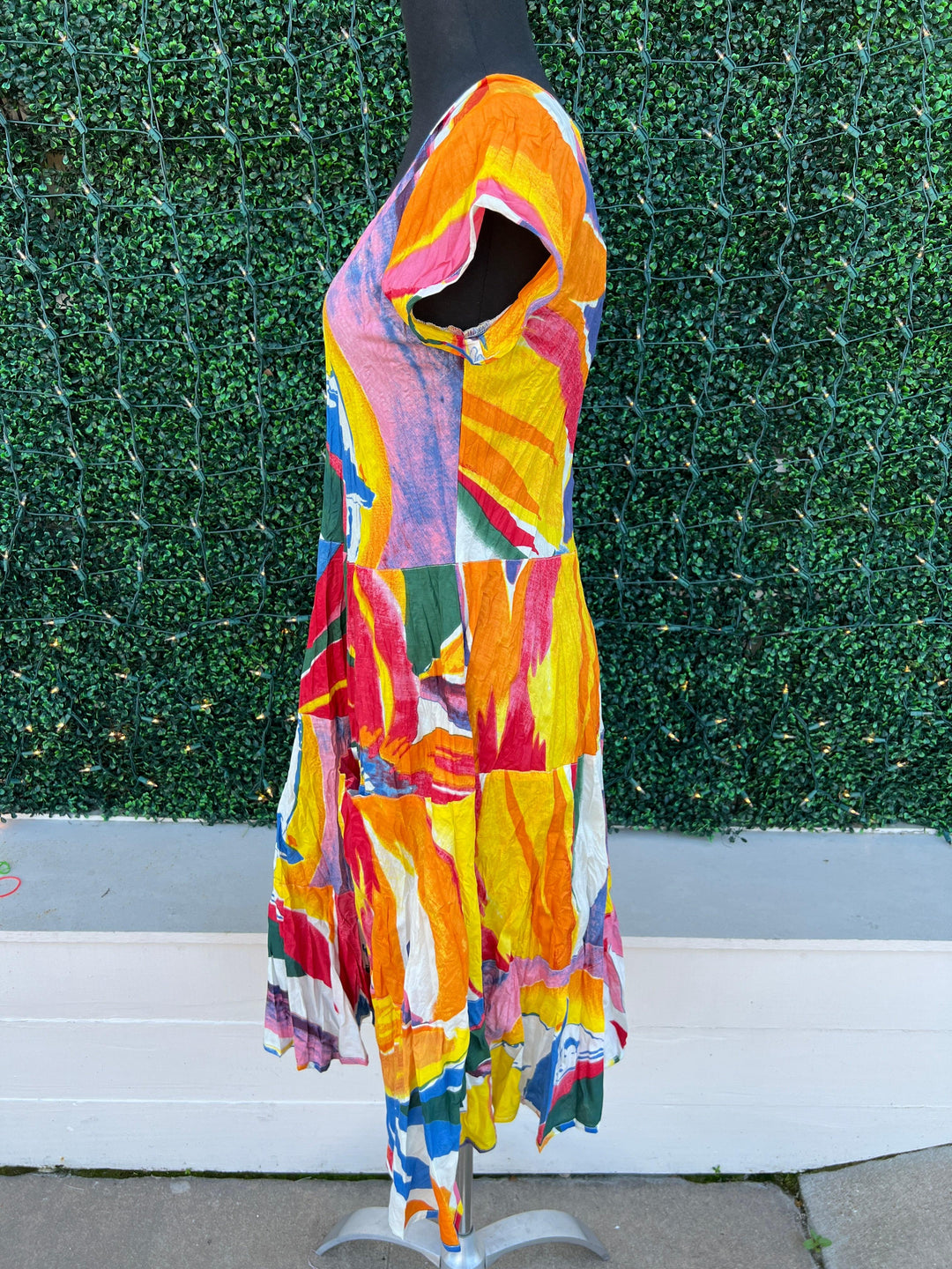 Colorful 100% cotton dresses for summer at trendy online boutique tres chic houston texas