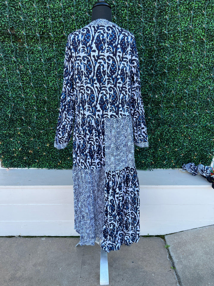 Dress Addict brand maxi dress blue mix print tres chic best online boutique
