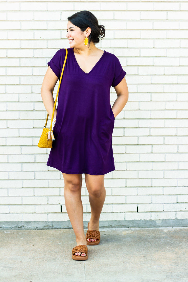 Plum V-Neck Dress - Très Chic