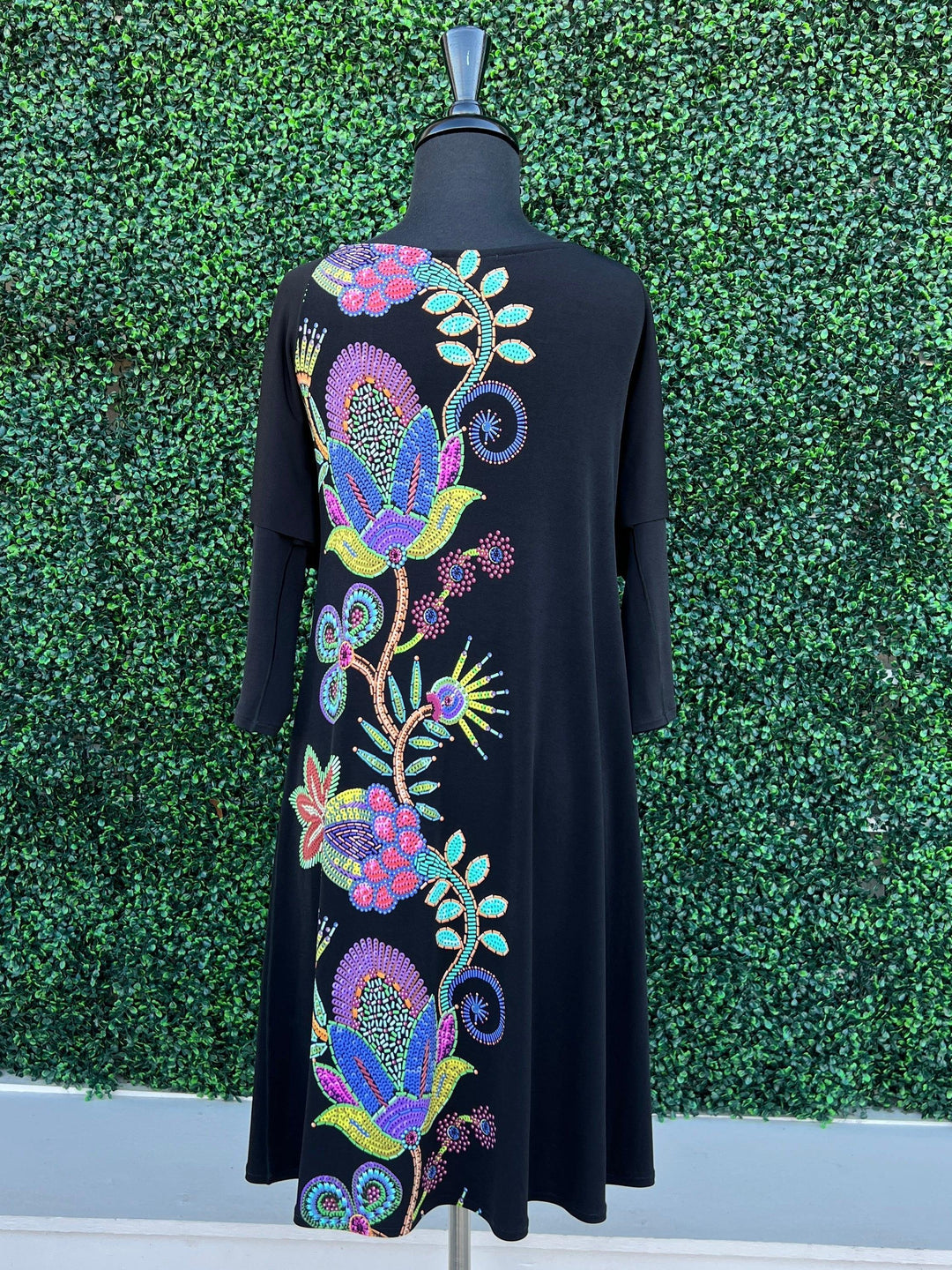 mid sized clothing and formal dress boutique eva varro