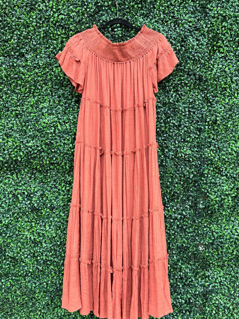 Rust Tiered Maxi - Très Chic