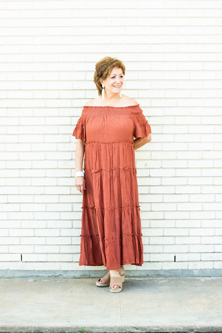 Rust Tiered Maxi - Très Chic
