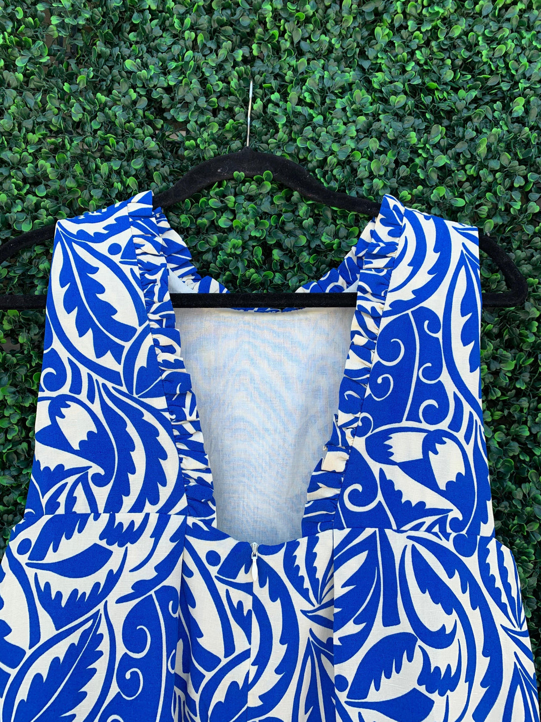 dainty small ruffle back of dress at Tres Chic