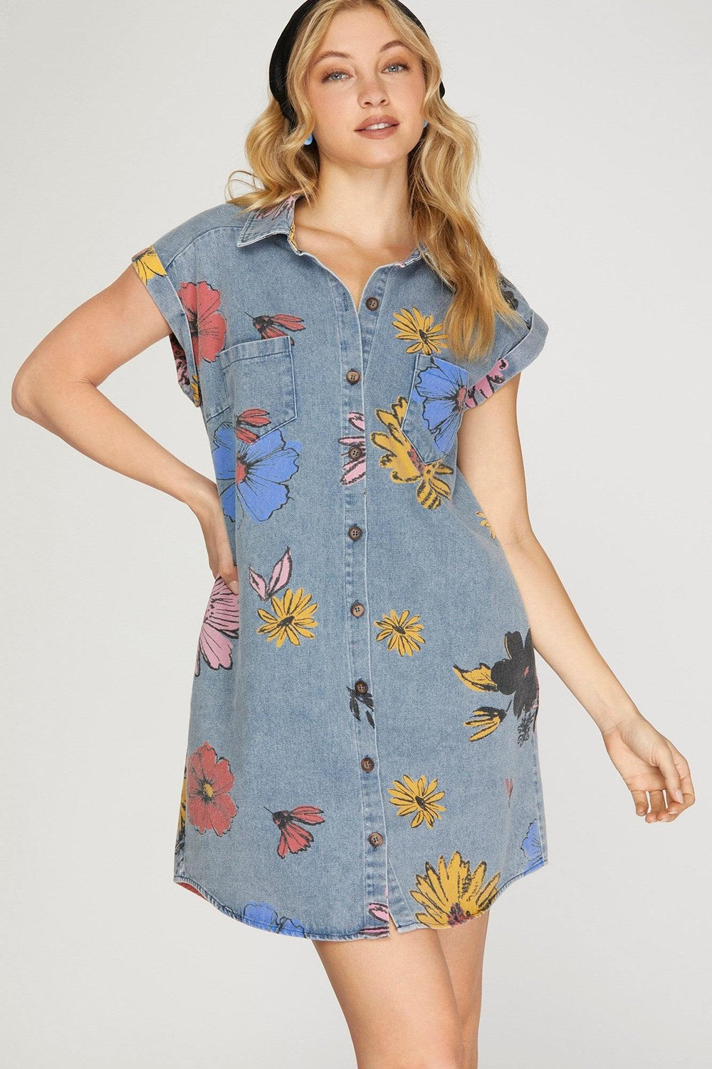 Floral denim she and sky brand button up cap sleeve shirt dress with front pockets boutique