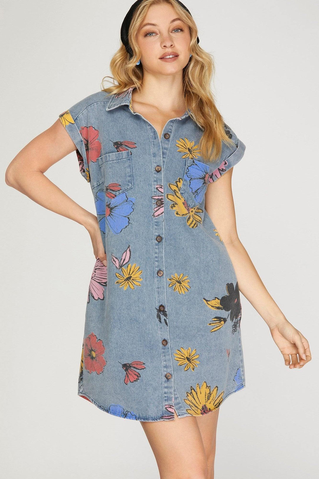 Floral denim she and sky brand button up cap sleeve shirt dress with front pockets boutique