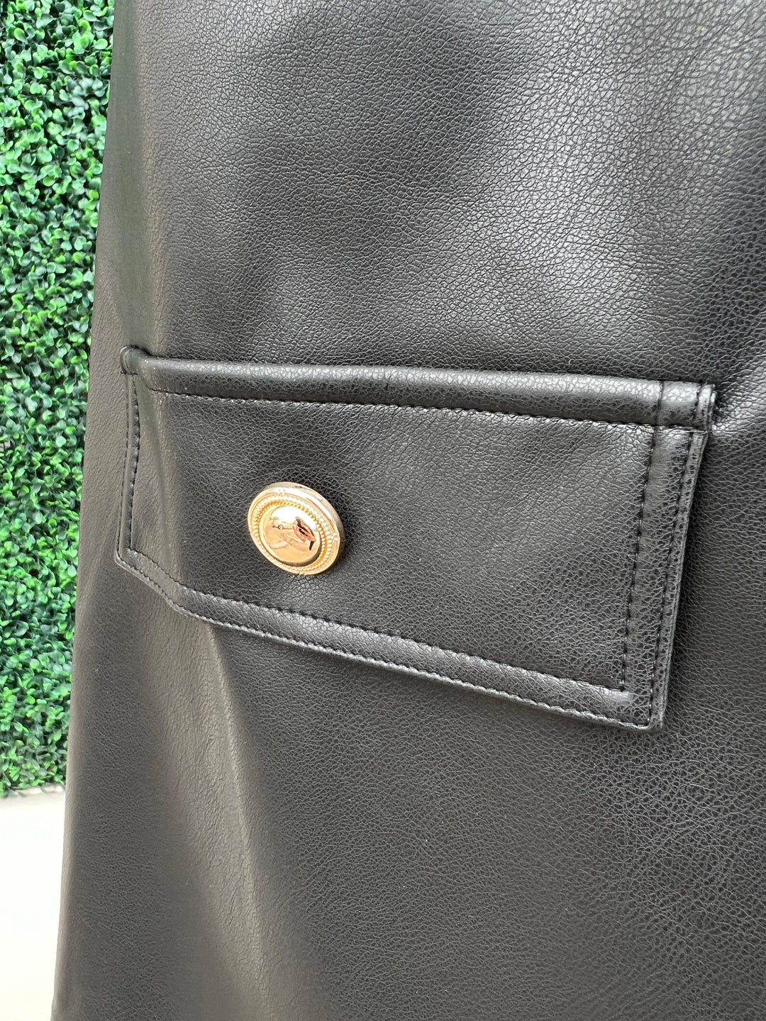 tres chic boutique classy timeless dresses pleather black gold buttons THML