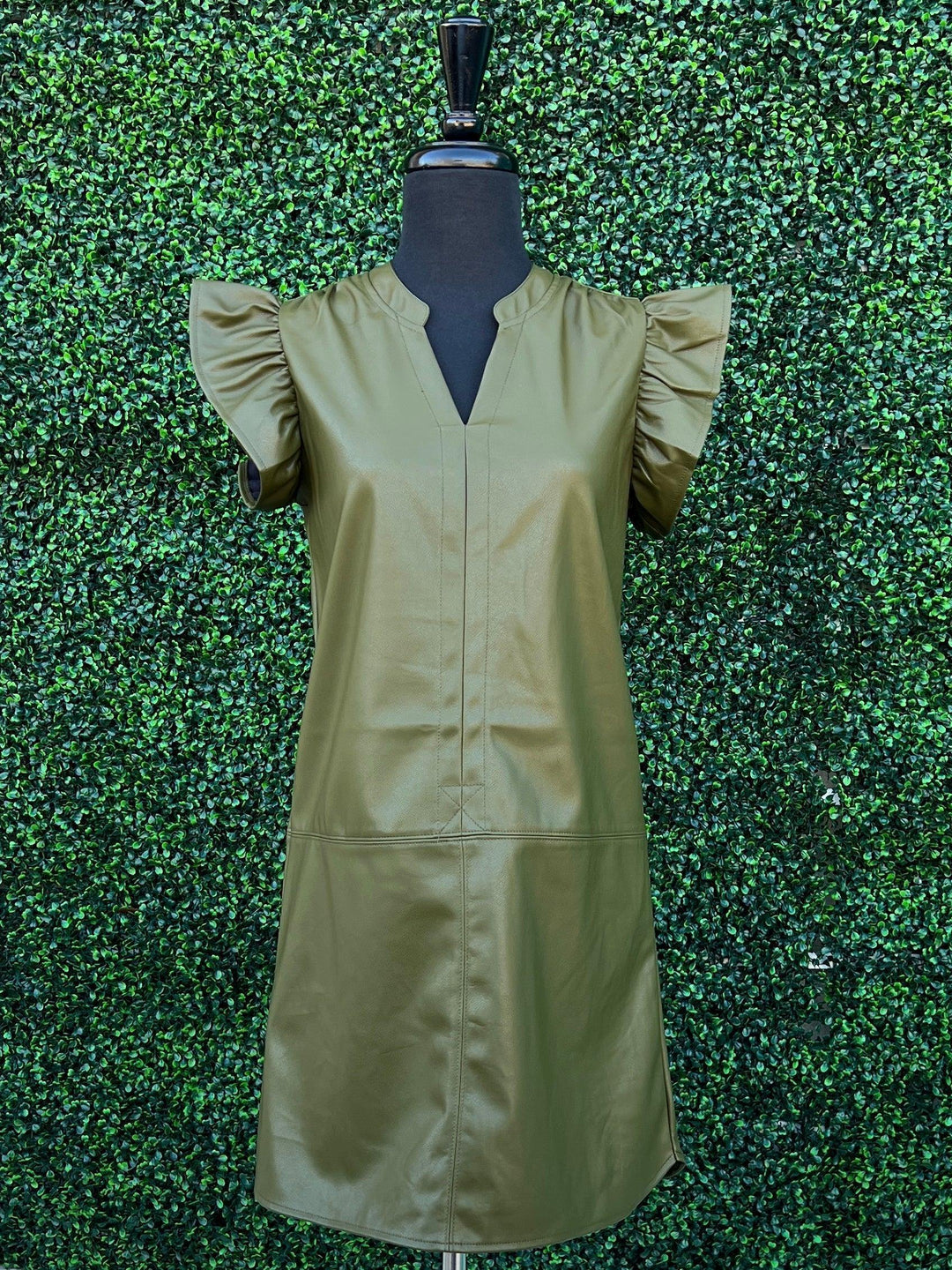 Petite women clothing and dresses