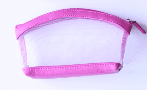 Medium Mesh and Leather Pouch - Très Chic