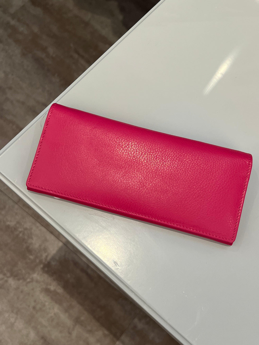 hot pink long thin wallet- tres chic boutique