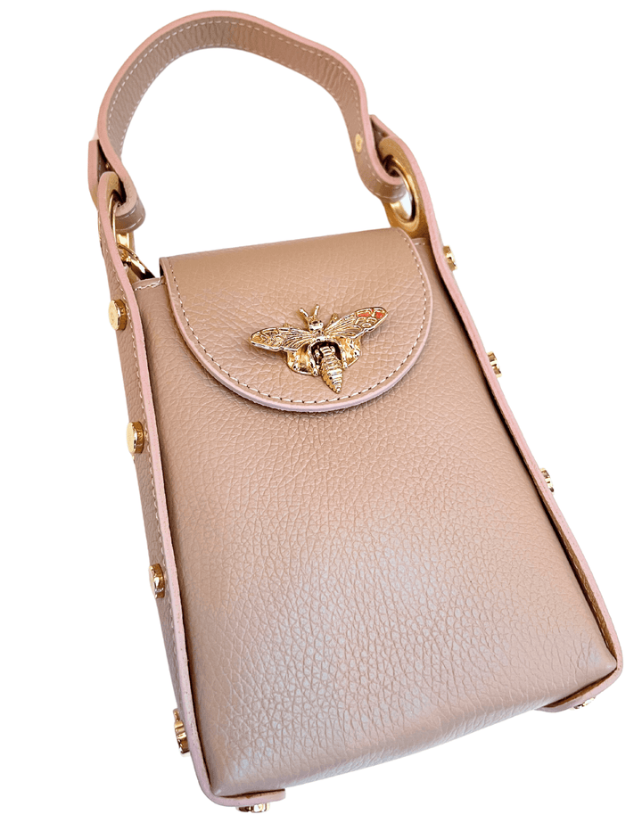tres chic boutique womens gift ideas leather bag with bee clasp