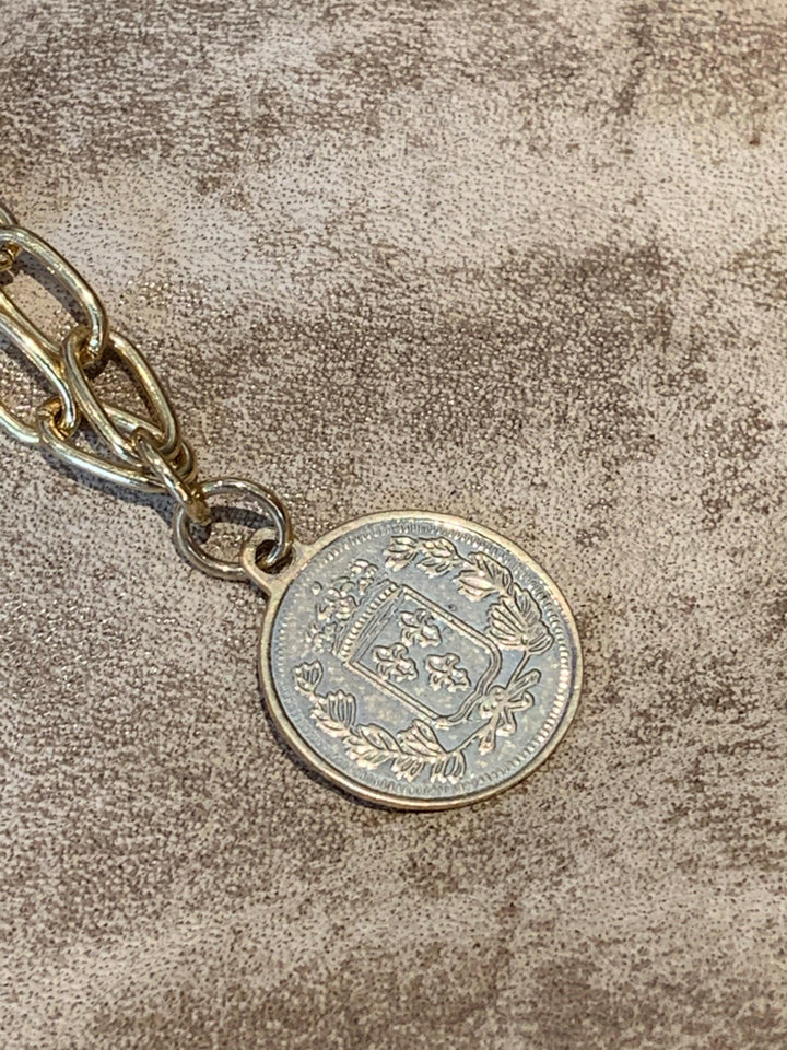 Small Coin Necklace - Très Chic