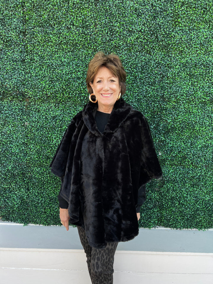 gift boutique faux fur wrap cape houston texas online trendy boutique