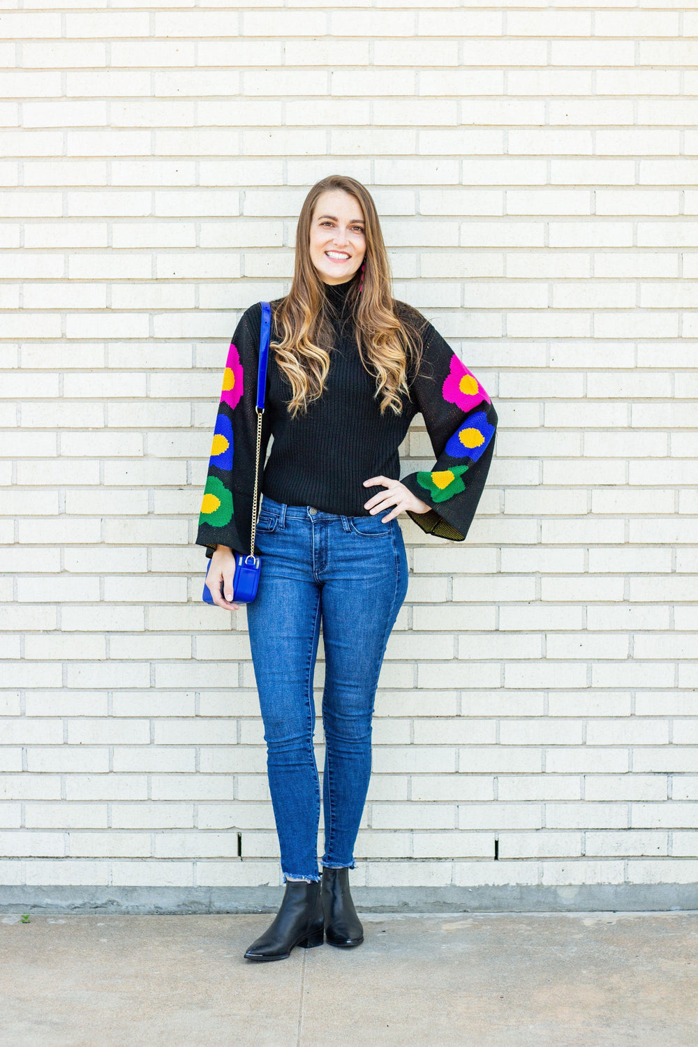 Floral Turtleneck Short Sweater - Très Chic