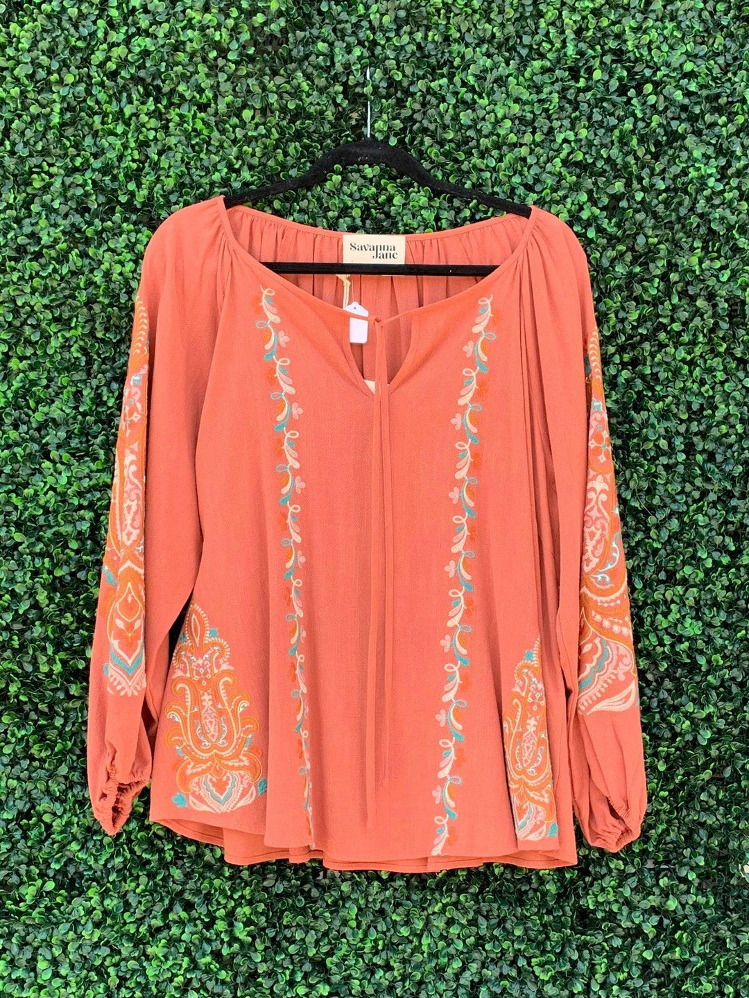 Savanna jane top on sale for Tres Chic store event Thrifty Thursday