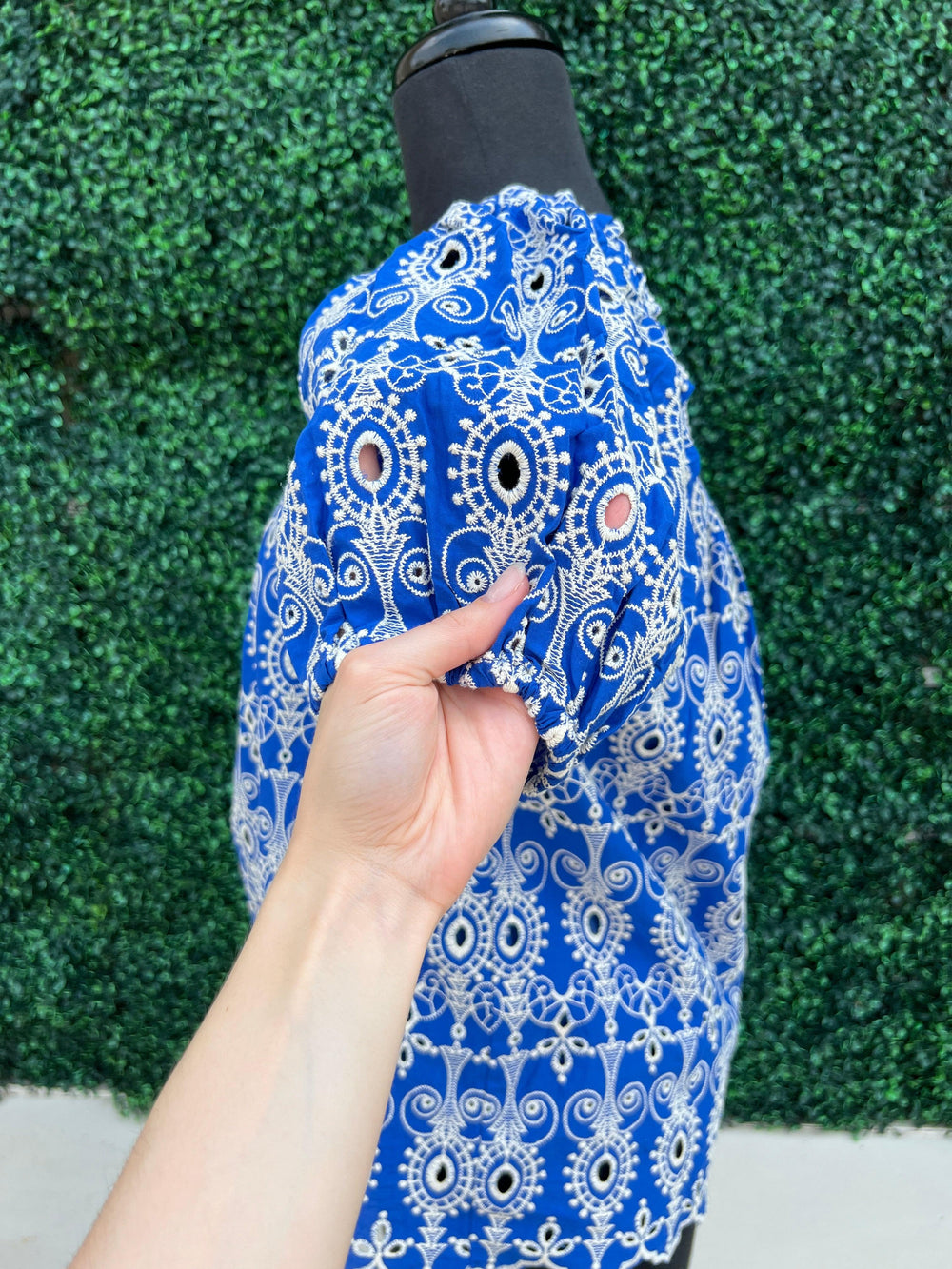 Puff Short Sleeve Square neck embroidered top cotton blue jade brand tres chic womens boutique trendy near me houston texas