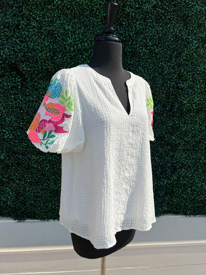 V neck embroidered colorful florals puff sleeve seersucker texture top  Jodifl Brand