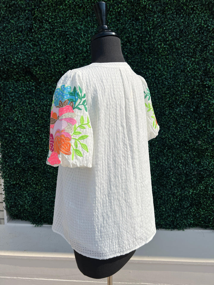 V neck embroidered colorful florals puff sleeve seersucker texture top  Jodifl Brand