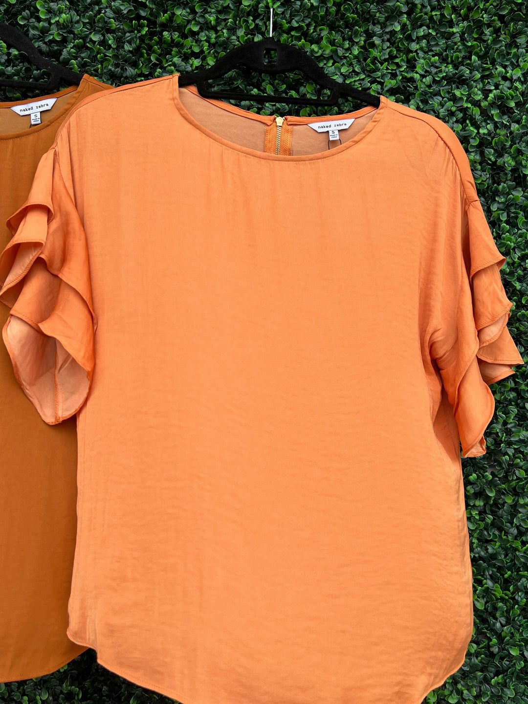 online boutiques for women mature and young tops