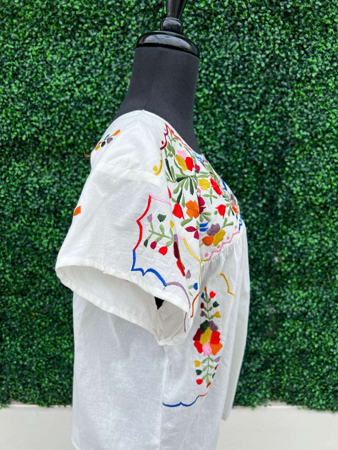 Anu natural fashions 100% cotton embroidered top