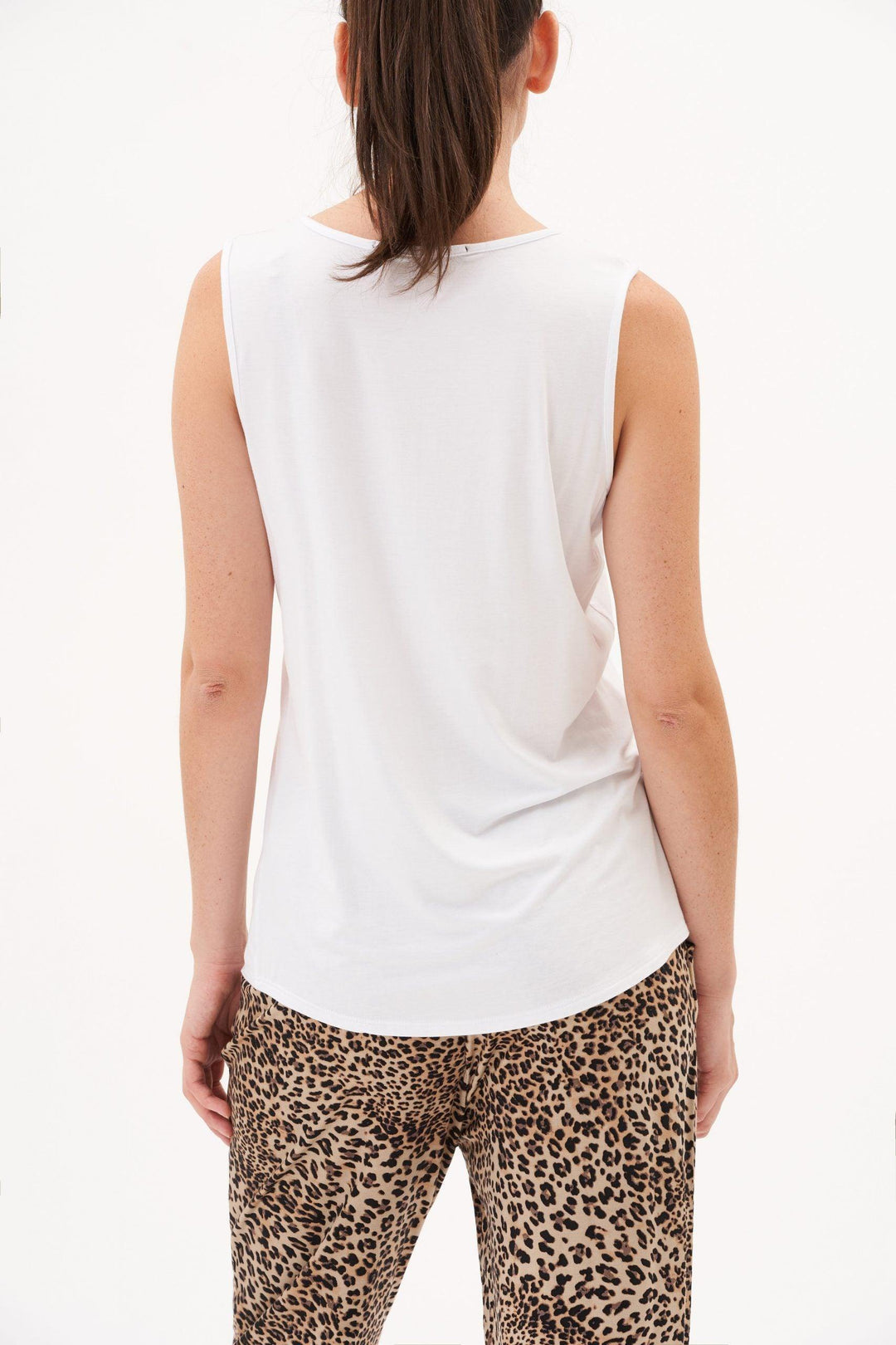 Bamboo Scoop Neck Tank - Tres Chic Houston
