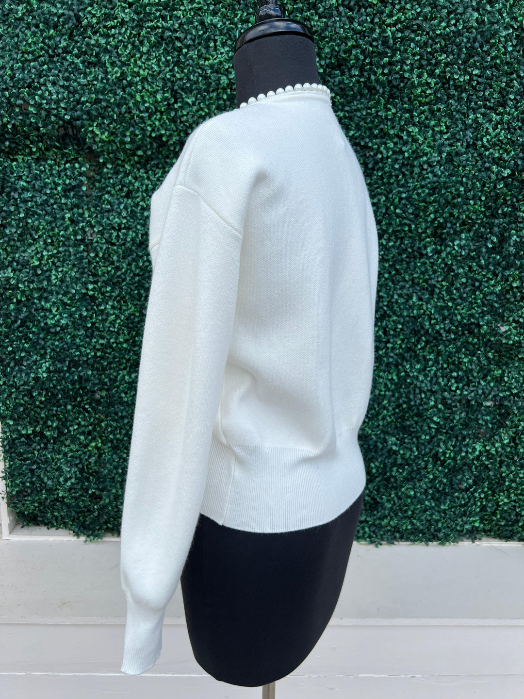 off White Pearl Trim Cardigan holiday dressy layers classy boutique style holiday outfit ideas gifts tres chic boutique