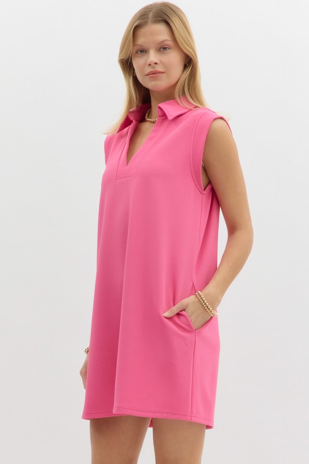 pink ribbed valentines sleeveless v neck entro brand dress tres chic
