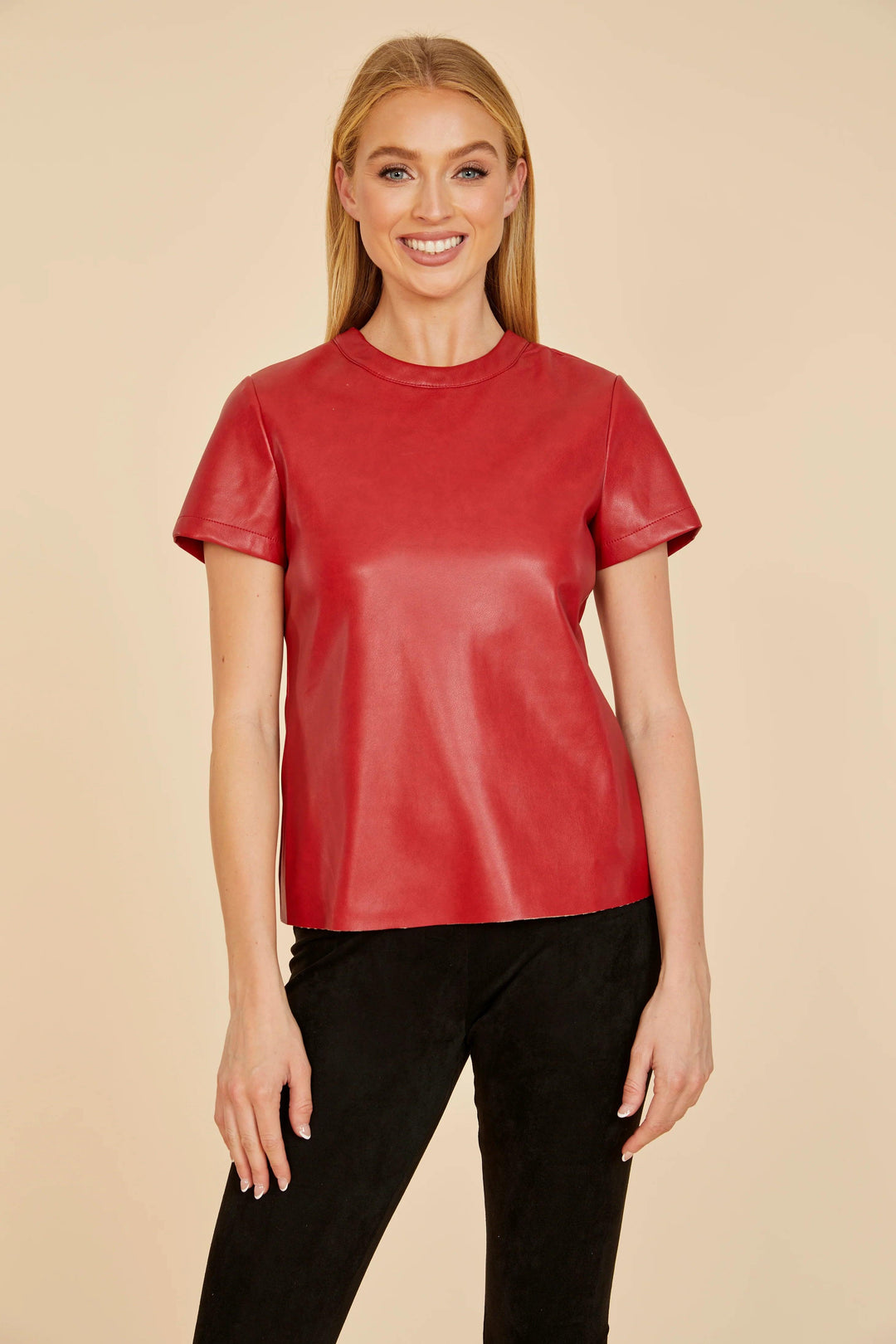 red pleather vegan leather t shirt doce cabo fall winter 2024 with zipper trendy blouses